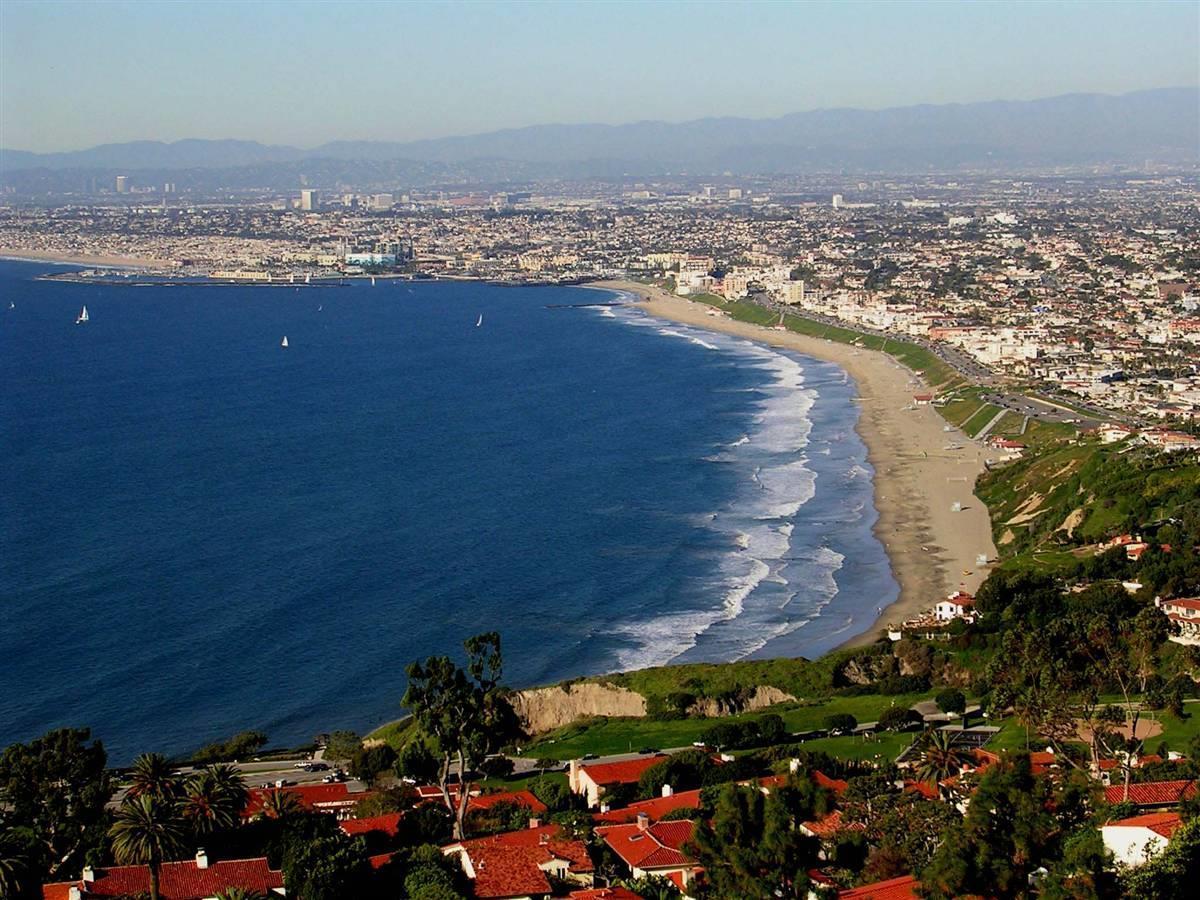 Queen's Necklace view from Palos Verdes Estates